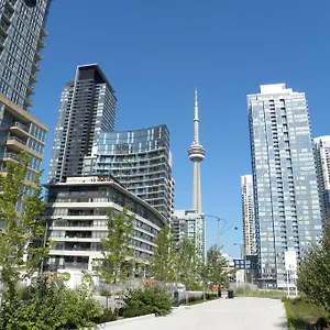 Stylish Downtown Near Cn Tower - Free Parking , Toronto Canada
